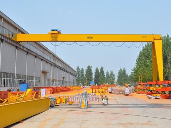 Semi gantry crane