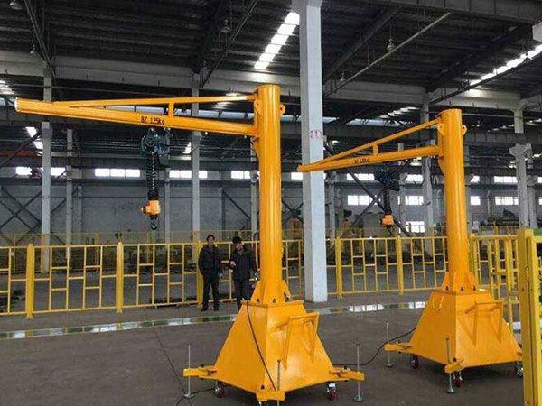 Cantilever crane