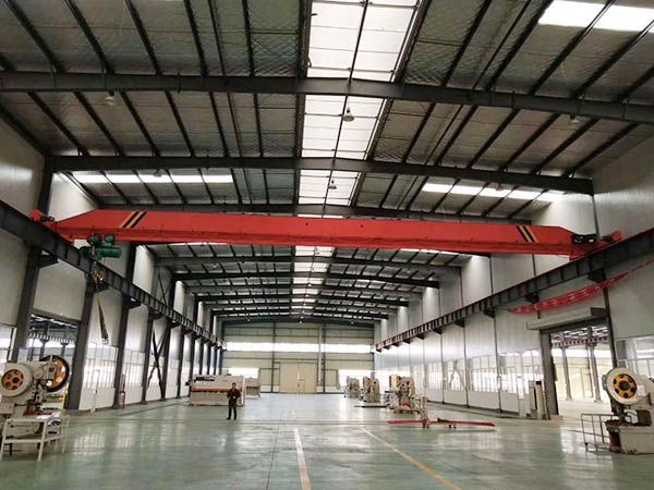 Solution to the Sliding Hook of Single Beam Bridge Crane