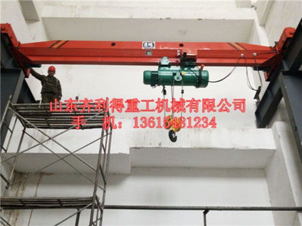 What is the difference between electric single beam and electric double beam cranes?